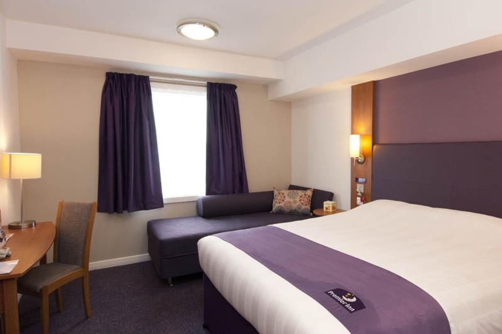 Premier Inn Braintree - A120 Exterior photo