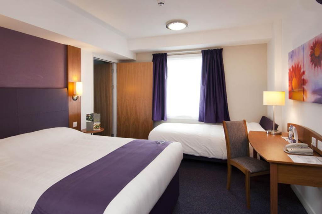 Premier Inn Braintree - A120 Exterior photo